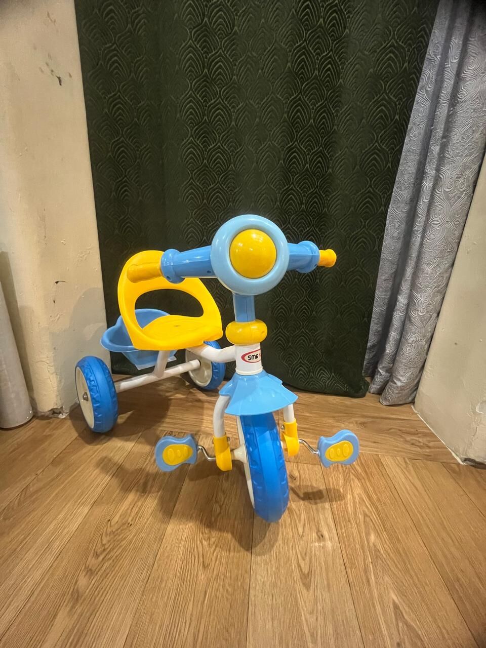 Jeddah, Baby & Kid Stuff, SAR 100,  Kids Tricycle, Baby Car Seat, Bird Cages