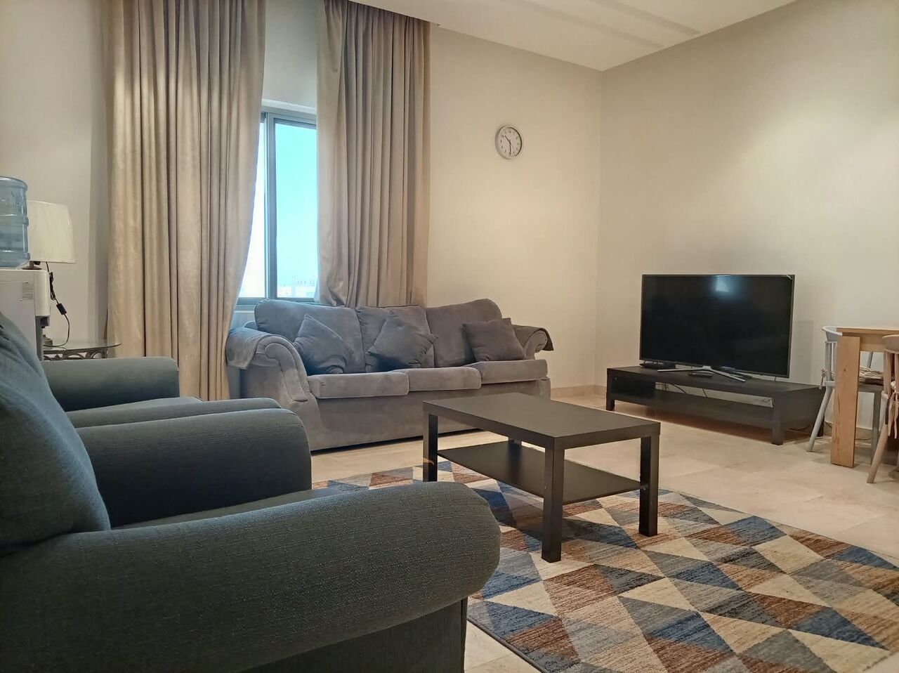 Juffair, Apartments, Flats, Houses & Villas, BHD 330/year,  Furnished,  2 BR,  Fully Furnished 2BHK Flat For Rent In Juffair With Ewa