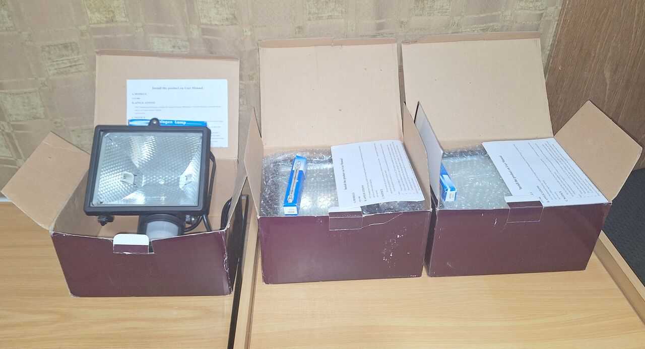 Riyadh, Electronics, SAR 70,  Halogen Flashlight.300W With Motion Sensor.