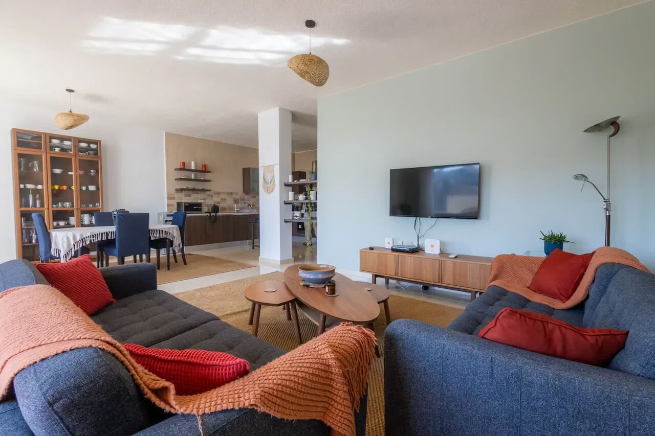 Amman, Apartments, Flats, Houses & Villas, JOD 1200/month,  Furnished,  3 BR,  Your Colorful Sanctuary Awaits In The Heart Of