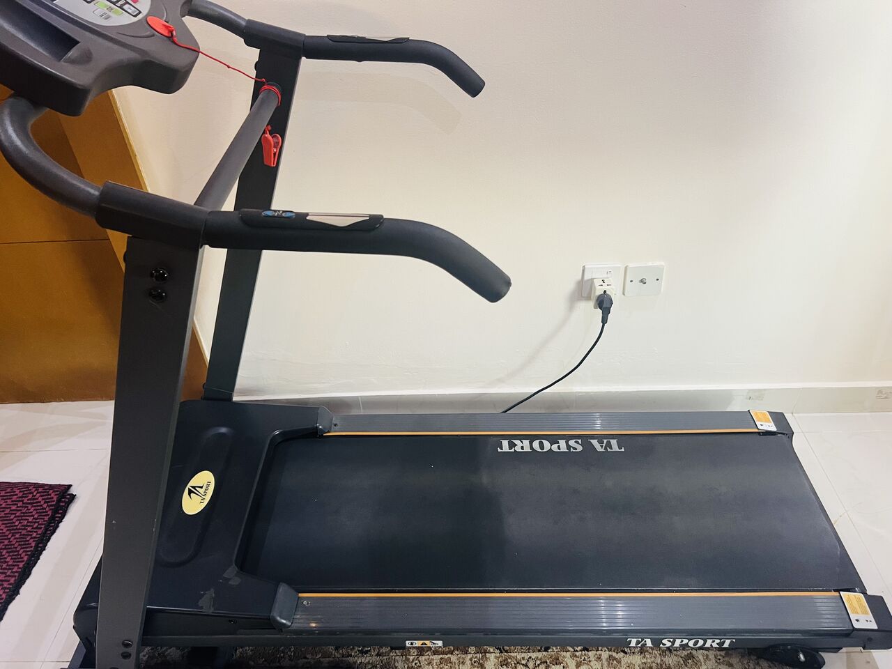 East Riffa, Sporting Goods, BHD 35,  TA SPORT Electric Treadmill In Excellent Condition