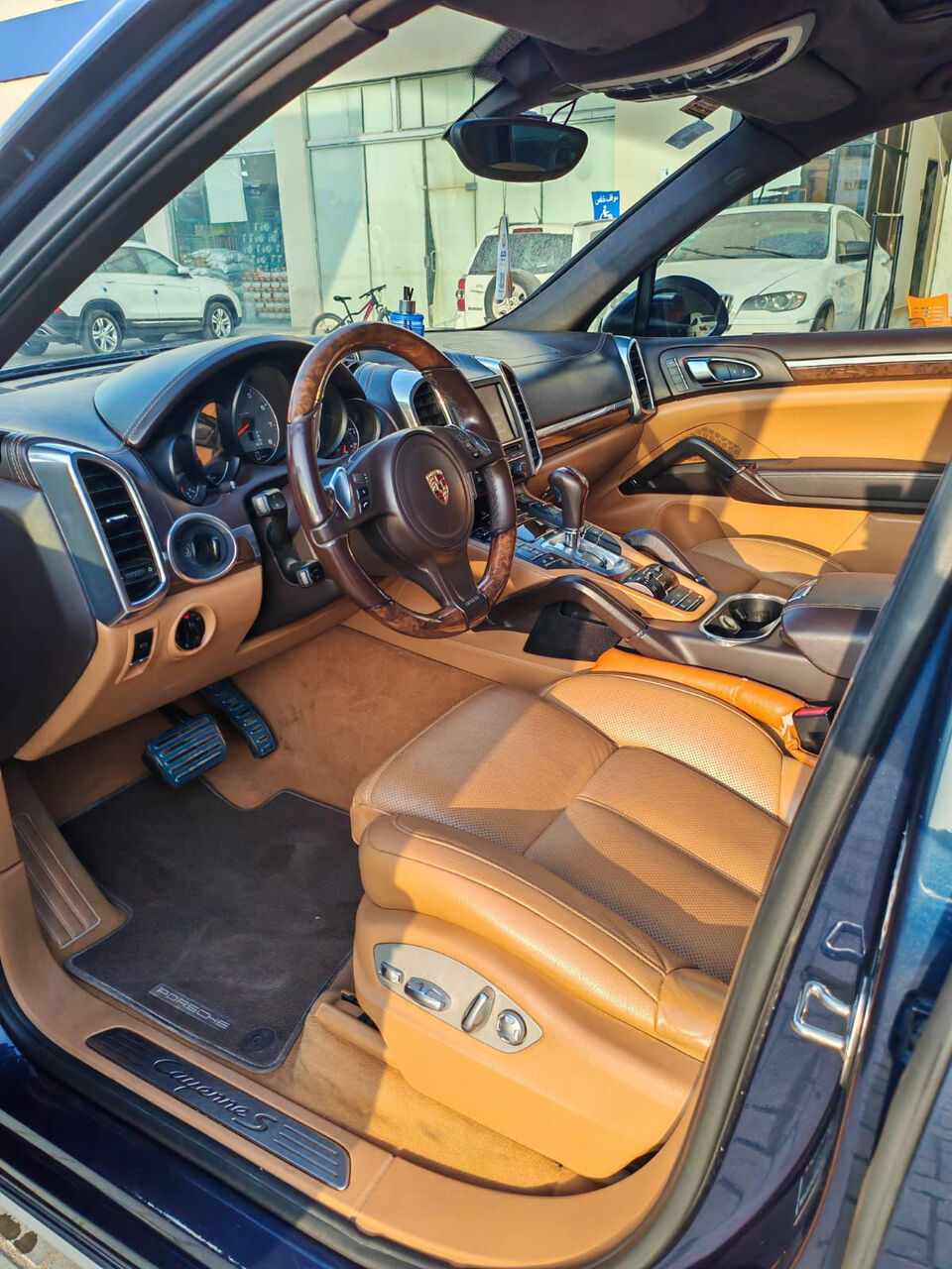 Riyadh, Vehicles, Cars & Trucks , SAR 52000,  Porsche Cayenne,  2013,  Automatic,  399000 KM,