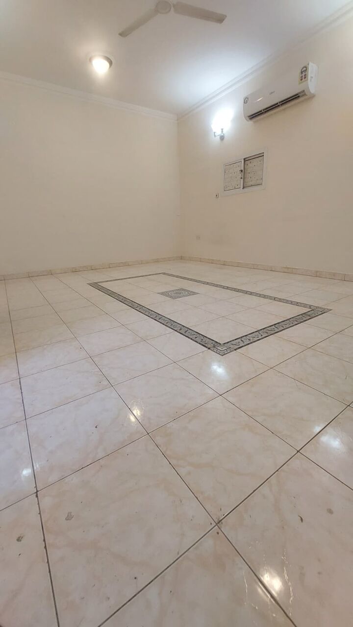 Arad, Apartments, Flats, Houses & Villas, BHD 140,  1 BR,  Studio With EWA For Rent In Arad