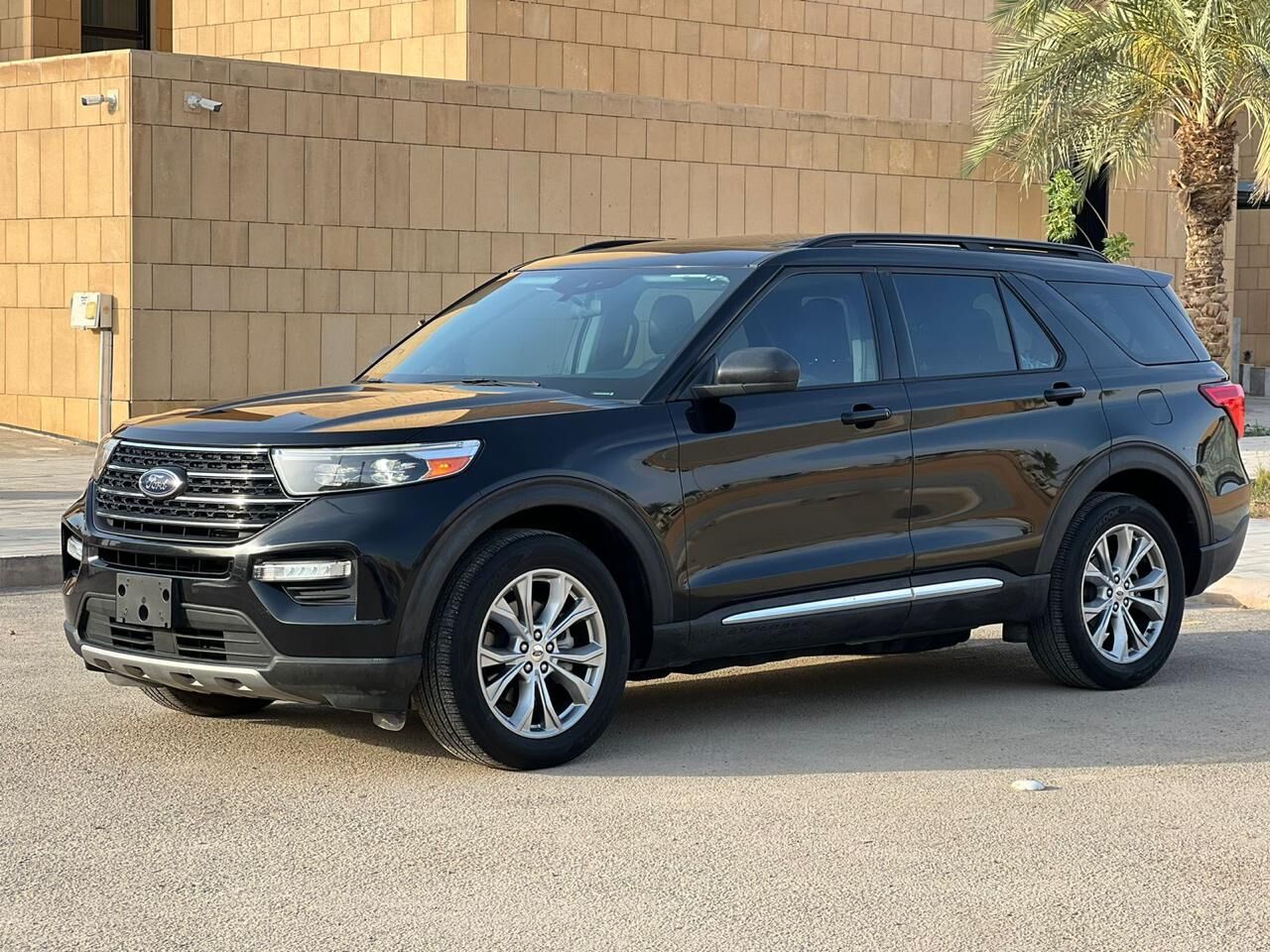 Riyadh, Vehicles, Cars & Trucks , SAR 95000,  FORD EXPLORER 4WD XLT2,  2021,  Automatic,  104000 KM,  FULL OPTION
