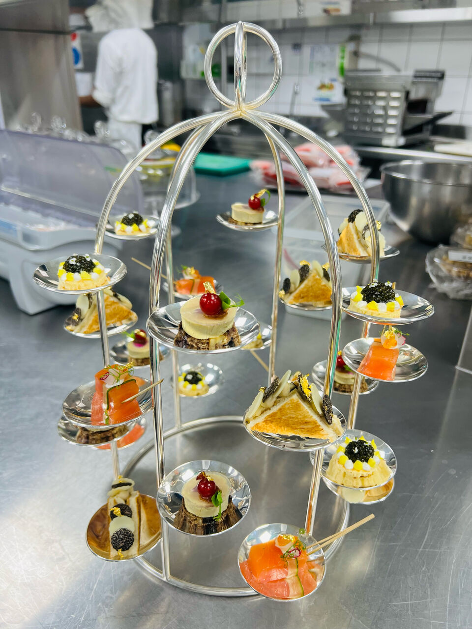 Jumeirah, Job Seekers, Commies 1st Chef