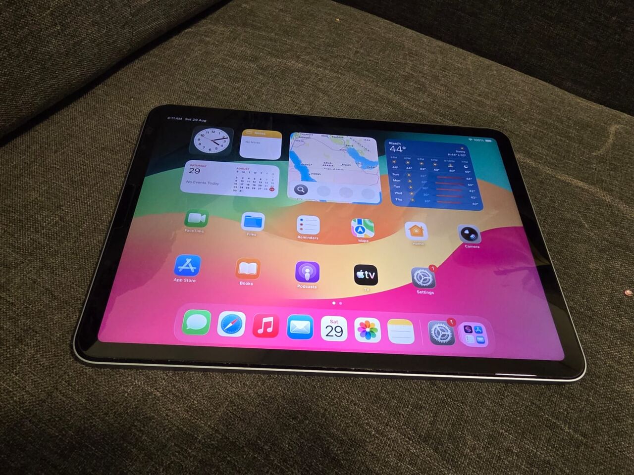 Al Sulaymaniyyah, Tablet Computers, SAR 2000,  Apple IPad Air 4th Gen 256GB Wi-Fi