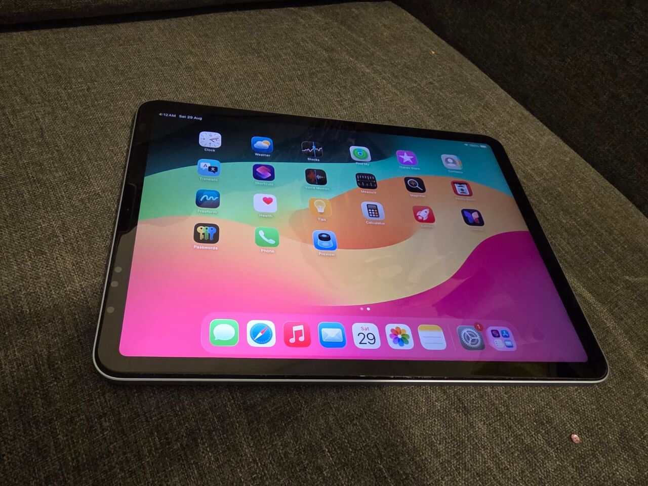 Al Sulaymaniyyah, Tablet Computers, SAR 2000,  Apple IPad Air 4th Gen 256GB Wi-Fi