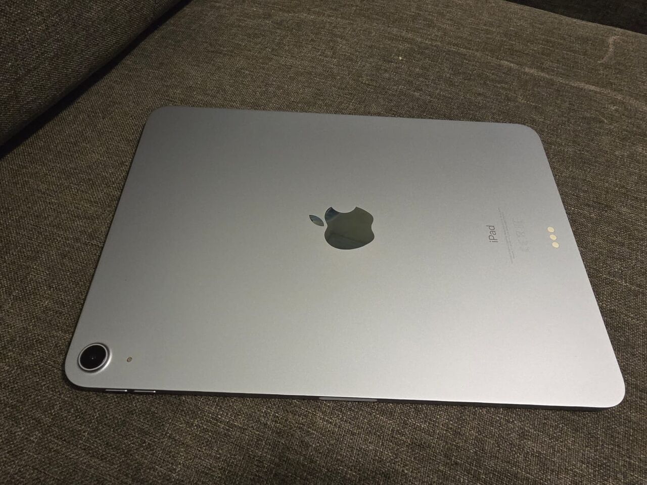 Al Sulaymaniyyah, Tablet Computers, SAR 2000,  Apple IPad Air 4th Gen 256GB Wi-Fi