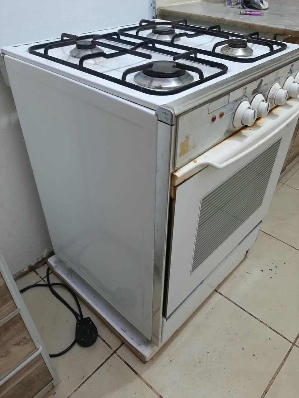 Yanbu, Household Items, SAR 250,  Cooking Range/Oven
