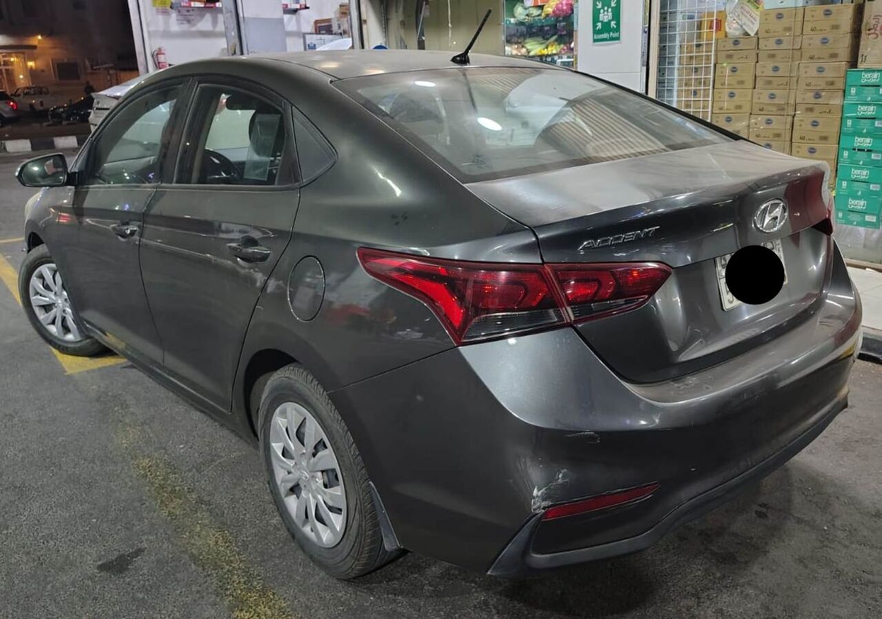Jeddah, Vehicles, Cars & Trucks , SAR 28500,  Hyundai Accent,  2020,  Automatic,  184000 KM,   |  | Gray| هيونداي أكسنت