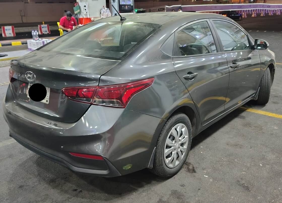 Jeddah, Vehicles, Cars & Trucks , SAR 28500,  Hyundai Accent,  2020,  Automatic,  184000 KM,   |  | Gray| هيونداي أكسنت