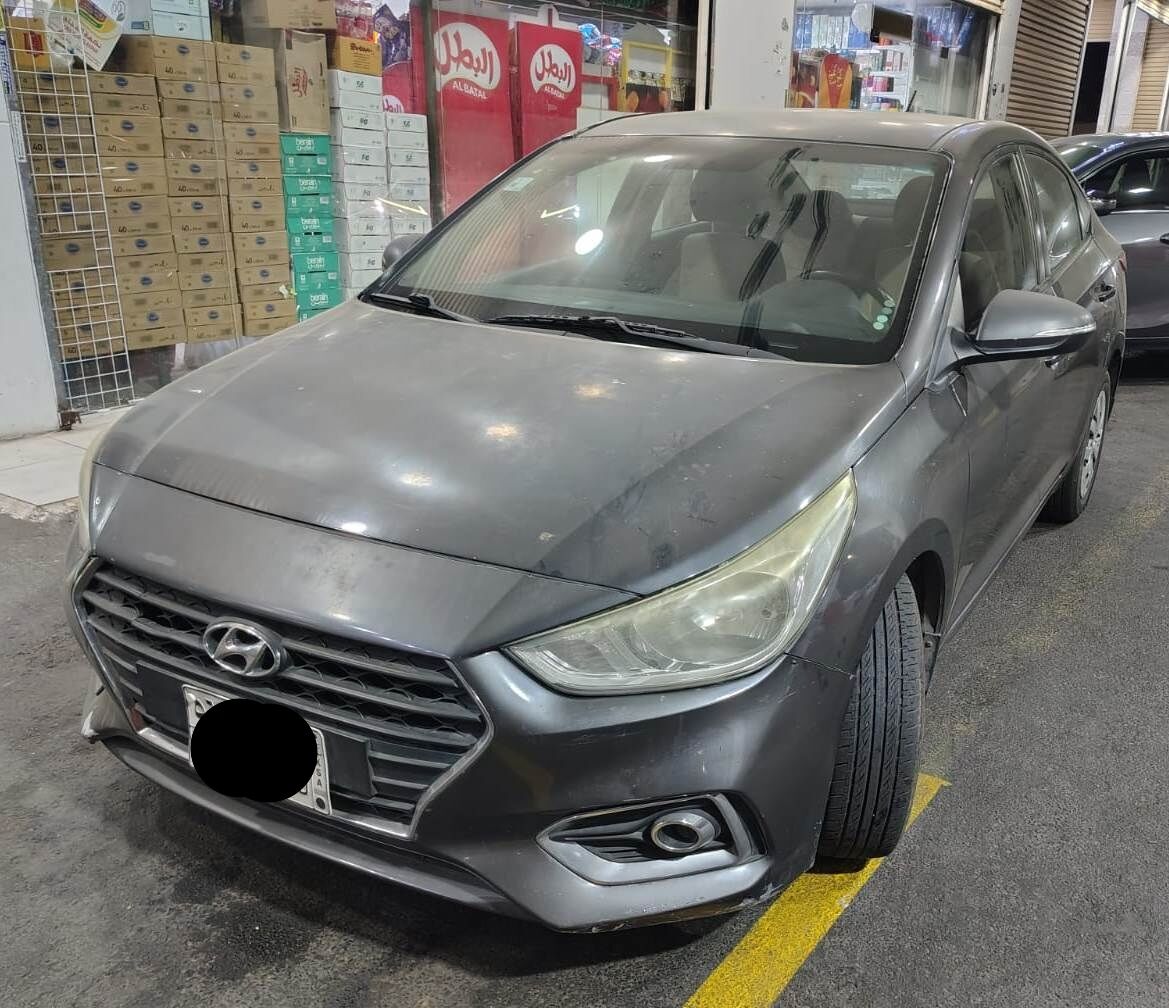Jeddah, Vehicles, Cars & Trucks , SAR 28500,  Hyundai Accent,  2020,  Automatic,  184000 KM,   |  | Gray| هيونداي أكسنت