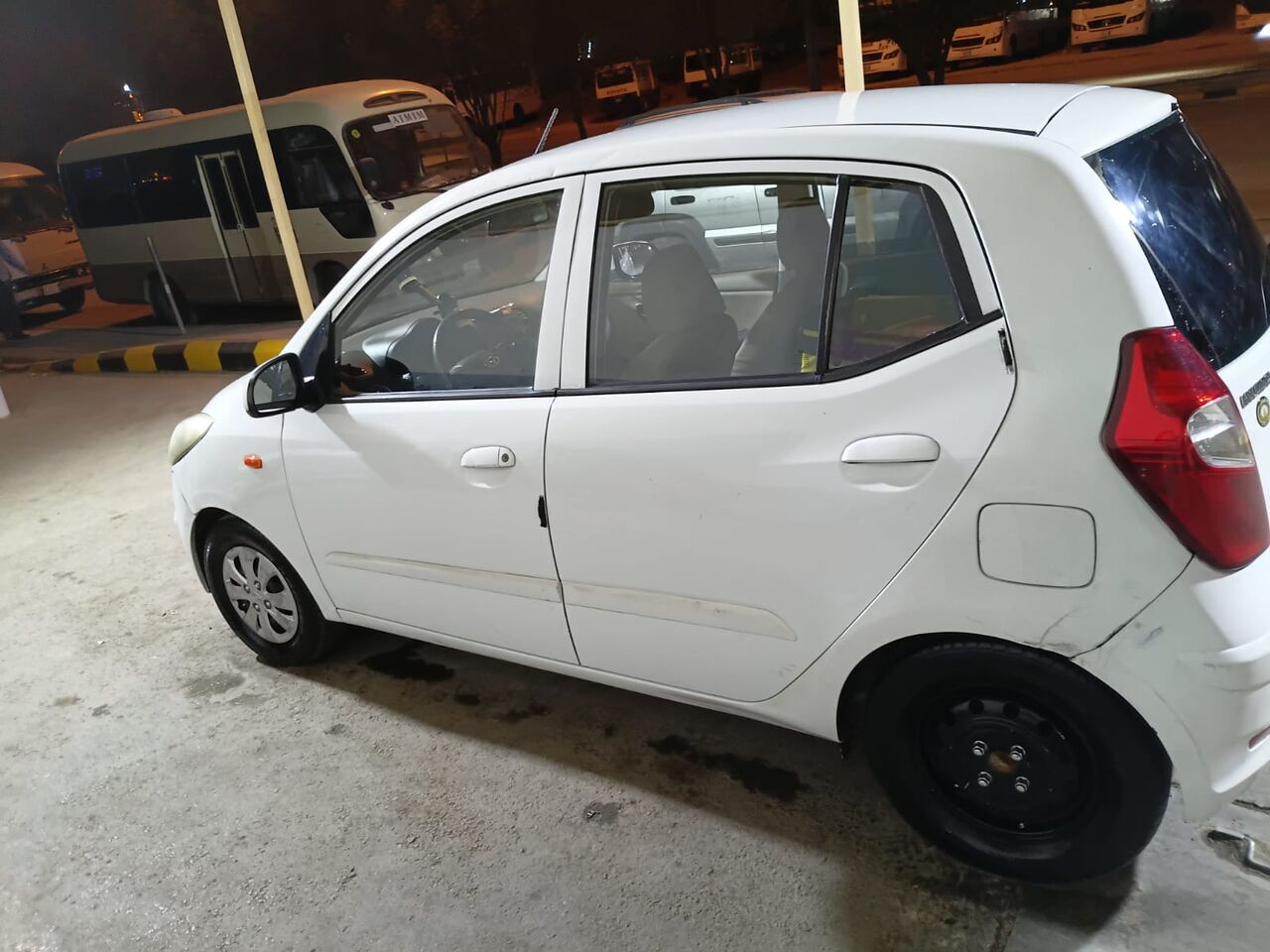 Al Malaz, Vehicles, Cars & Trucks , SAR 13000,  Hyundai I10,  2013,  Automatic,  298000 KM,  Hendei I 10   For Sale