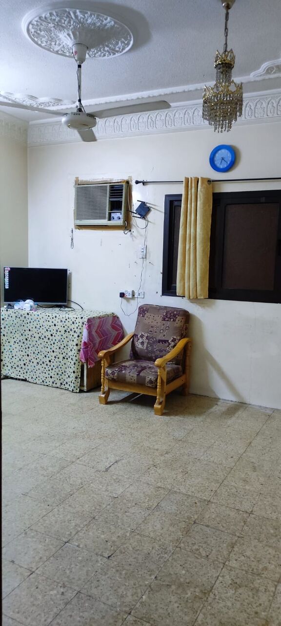 Al Wizarat, Rooms for Rent, SAR 1000/month,  Offering A Room