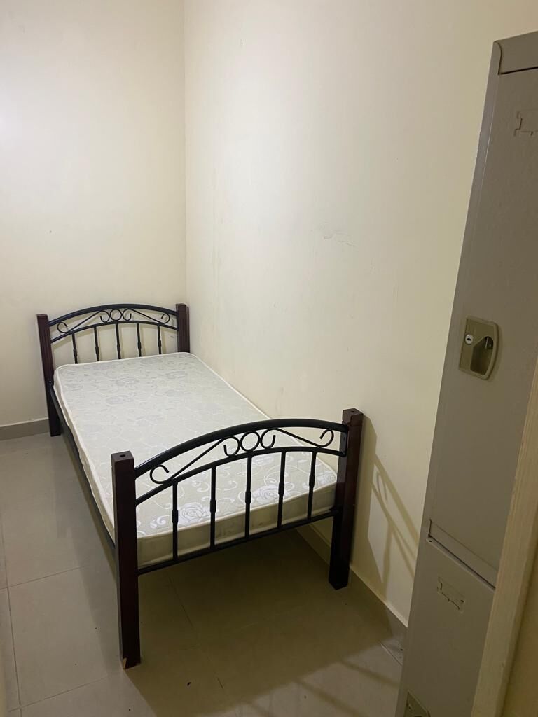 Abu Dhabi, Bedspace For Rent, AED 750/month,  Partition Available