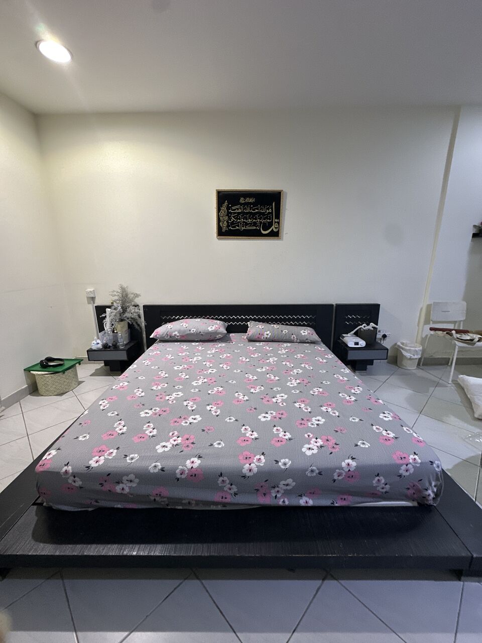 Al Murabba, Furniture, SAR 100,  Bed Set & Wardrobe Throw Away Price