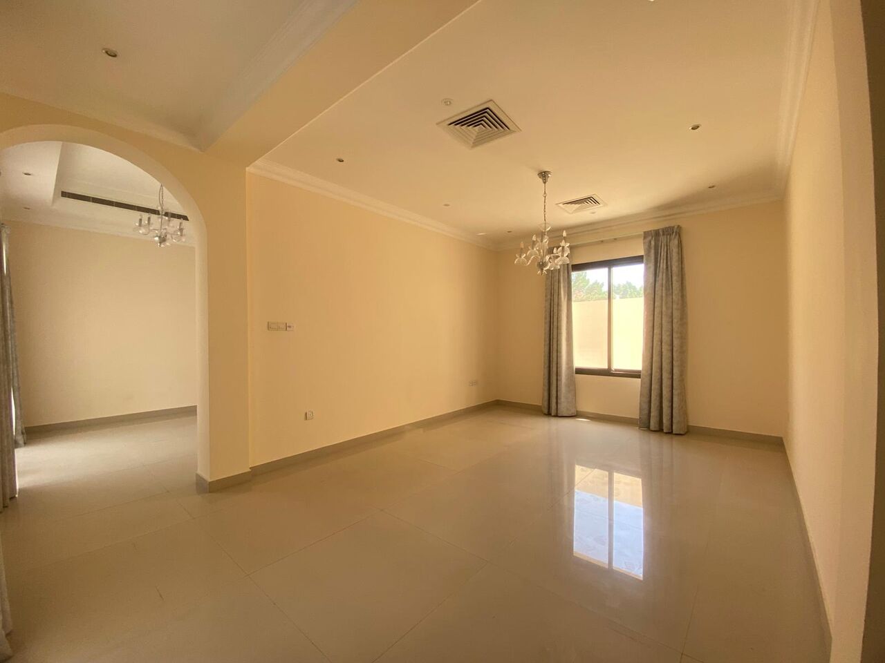 Adliya, Apartments, Flats, Houses & Villas, BHD 1000/month,  4 BR,  Adliya : 4 Bedroom Semi Furnished Villa With Private Pool
