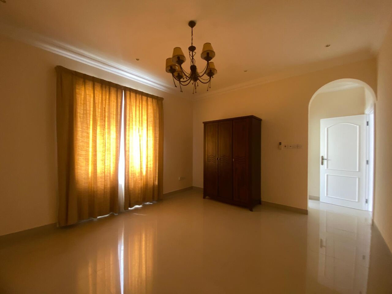 Adliya, Apartments, Flats, Houses & Villas, BHD 1000/month,  4 BR,  Adliya : 4 Bedroom Semi Furnished Villa With Private Pool
