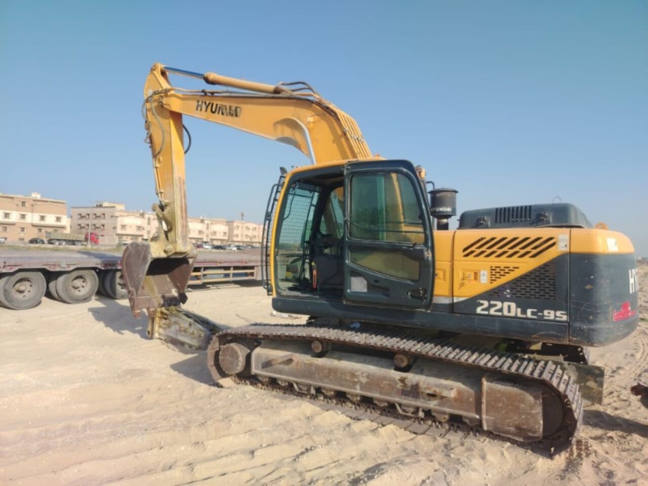 Jubail, Equipment Rental, 🚜 EXCAVATORS AVAILABLE FOR RENT