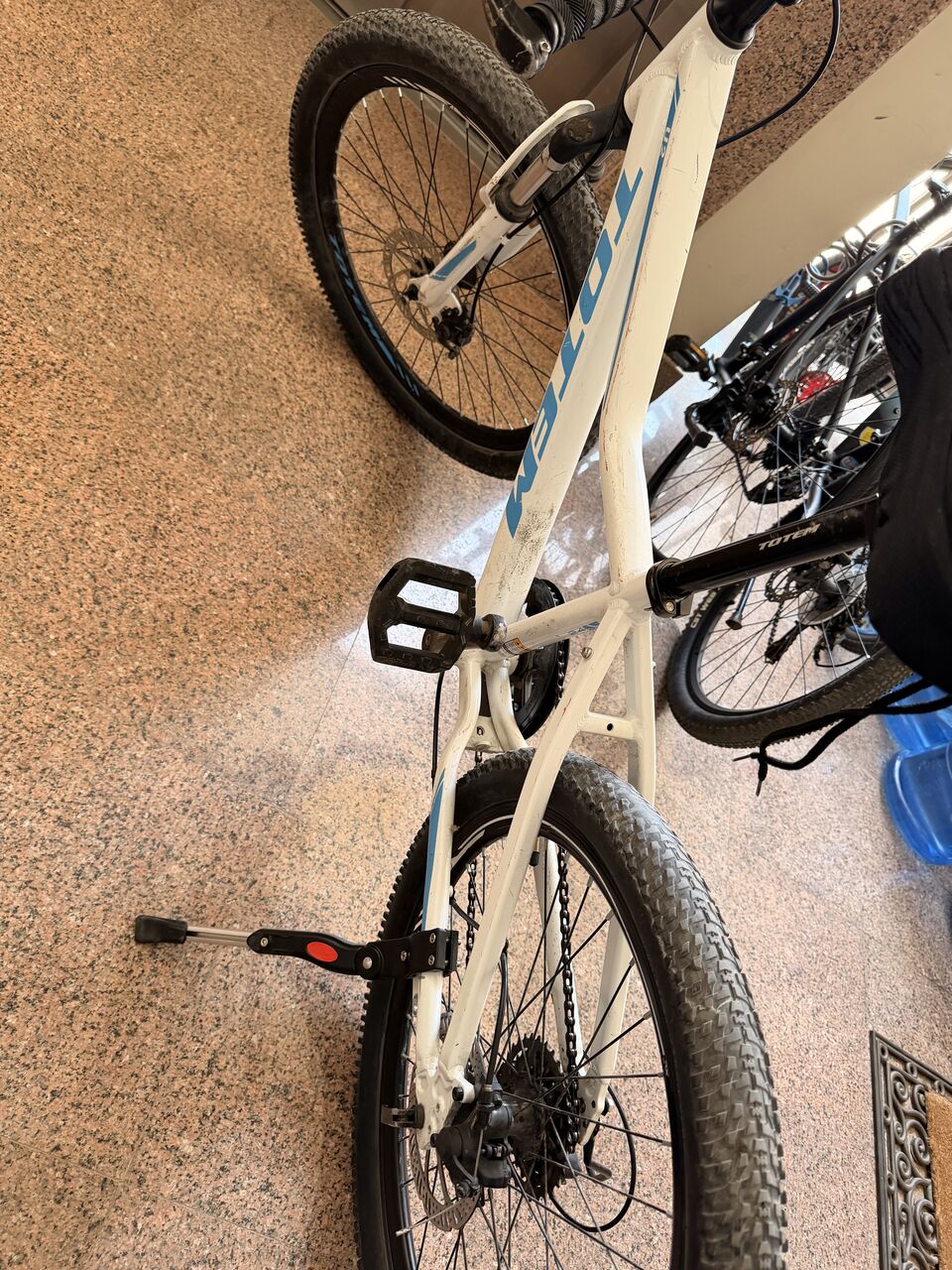 Riyadh, Bicycles, SAR 600,  White Totem U2 Mountain Bike