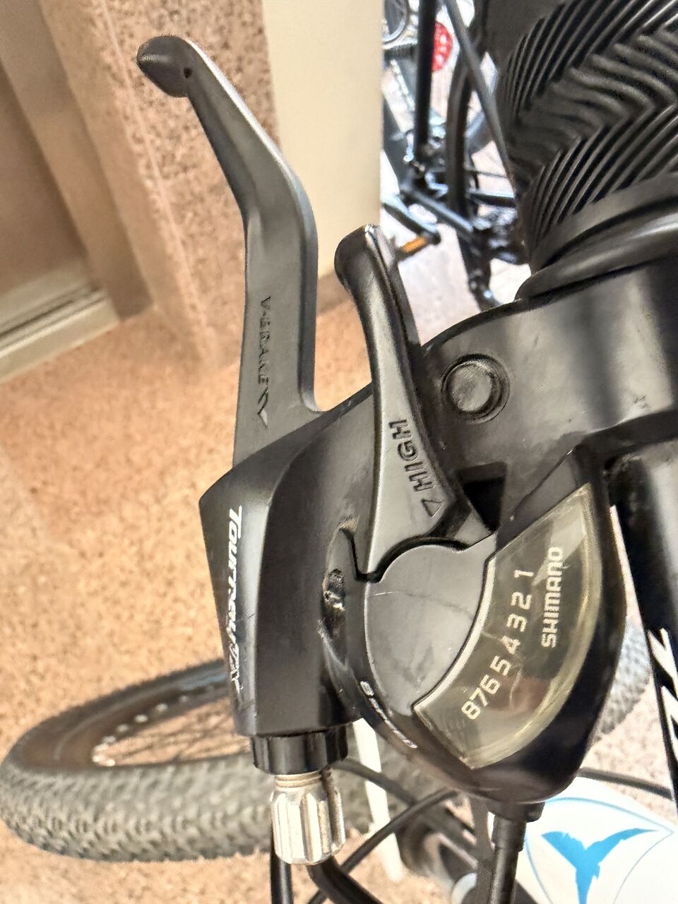 Riyadh, Bicycles, SAR 600,  White Totem U2 Mountain Bike