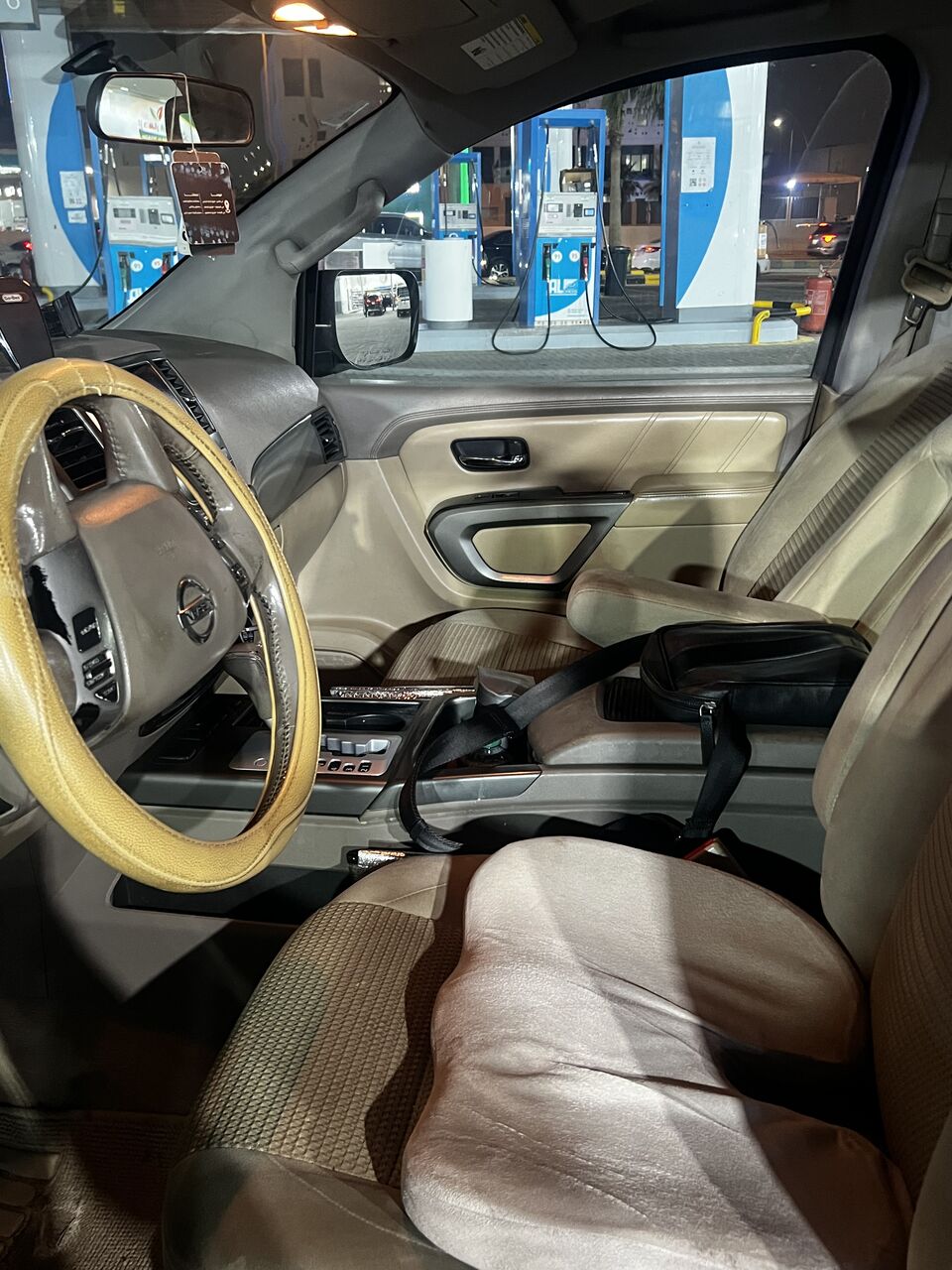 Riyadh, Vehicles, Cars & Trucks , SAR 50000,  Nissan Armada,  2015,  Automatic,  235000 KM,   For Sale