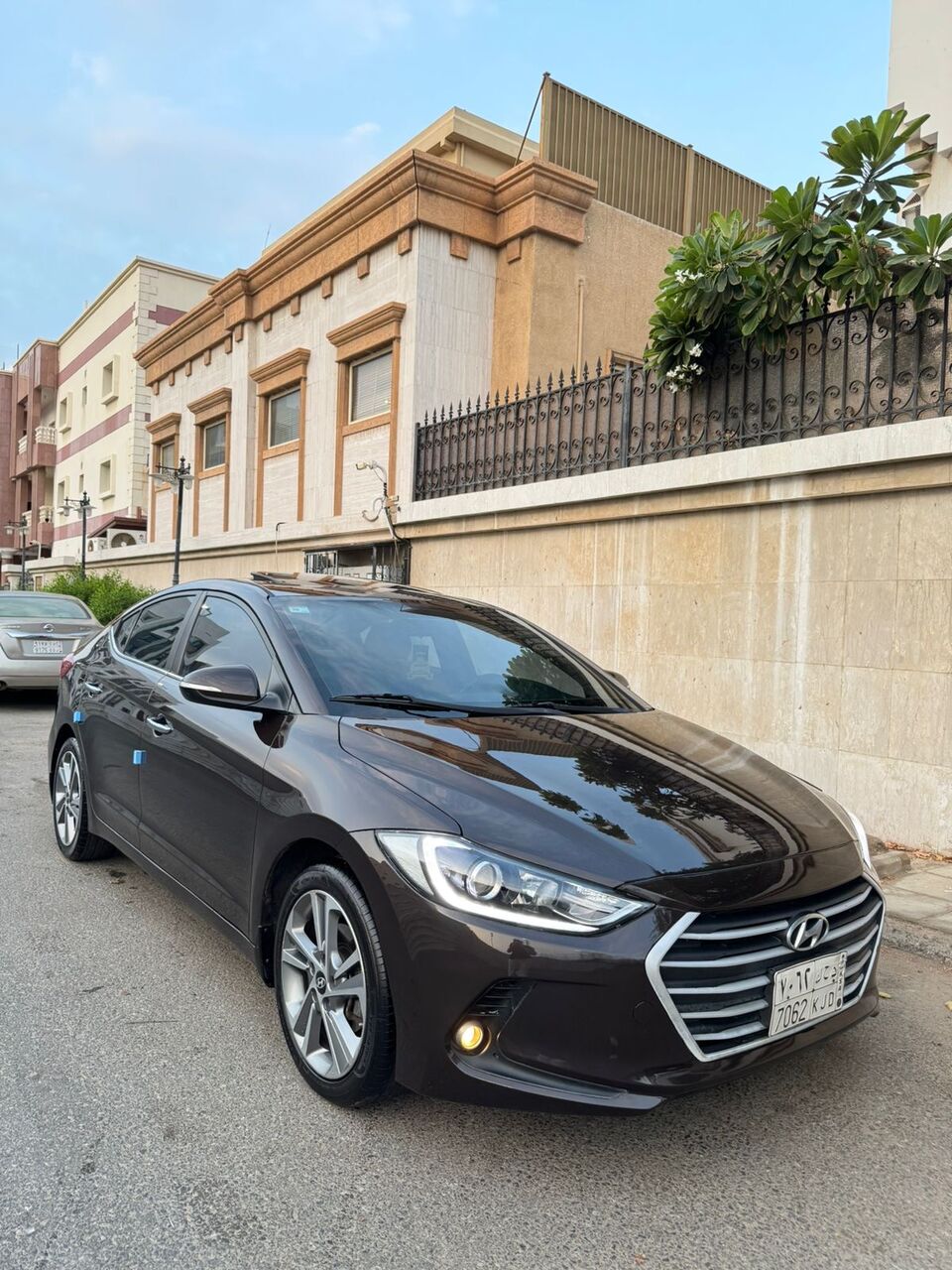 Jeddah, Vehicles, Cars & Trucks , SAR 32,  Hyundai Elantra,  2017,  Automatic,  290 KM,  For Sell Car