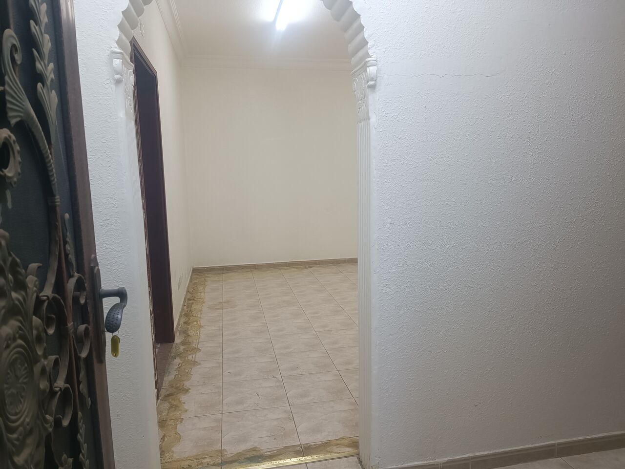 Jubail, Sublets, SAR 13000/year,  1 BR,  A Big Neat And Clean Room Available For Rent For Executive Bachelor.