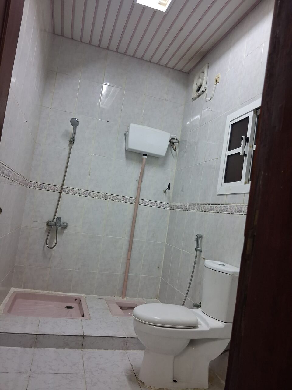 Muharraq, Rooms for Rent, BHD 90/month,  Furnished,  10 Sq. Feet,  Furnished Room With Attached Bathroom With Ewa