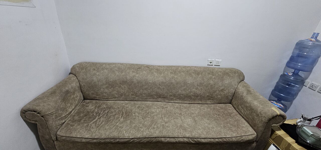 Riyadh, Household Items, SAR 700,  Iam Selling Bedroom Sets With Sofa