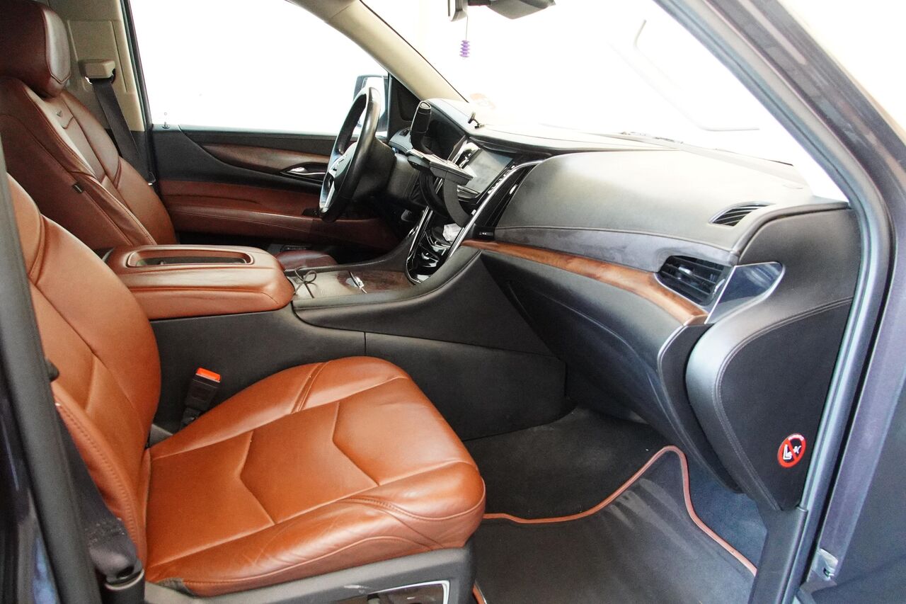 Al Rehab, Vehicles, Cars & Trucks , SAR 95000,  Cadillac Escalade,  2015,  Automatic,  188000 KM,    4x4 Longbase