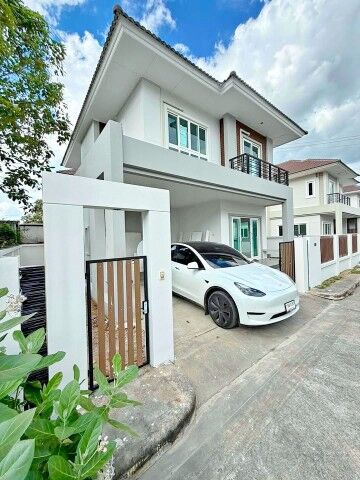 Bangkok, Villas, THB 19999,  50 Sq. Feet,  กาญจนาภิเษก ลาดปลาดุก บ้านเดี่ยวรี