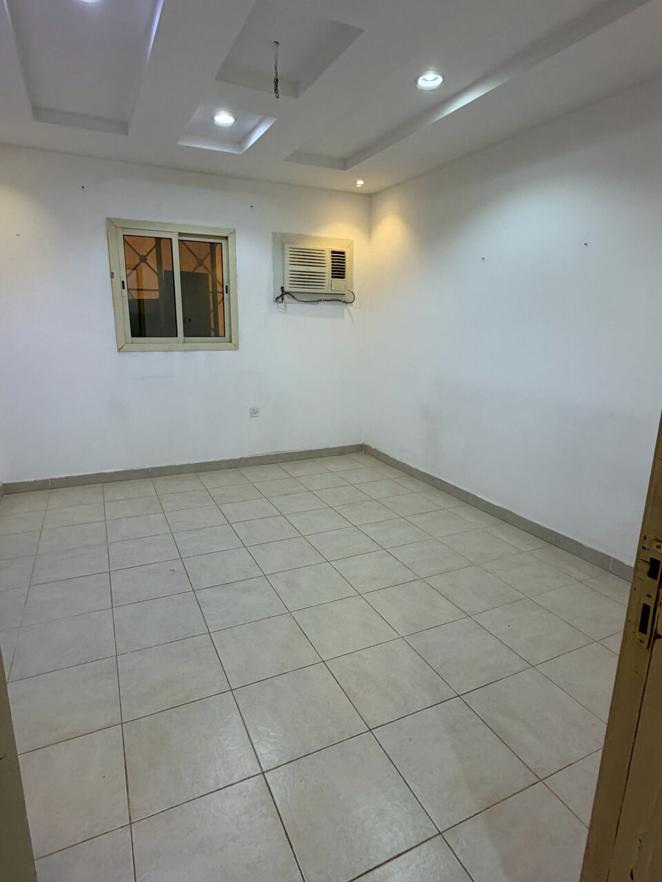 Riyadh, Apartments, Flats, Houses & Villas, SAR 40000/year,  3 BR,  Appartment For Rent