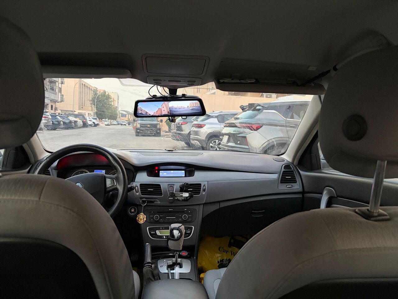Al Malaz, Vehicles, Cars & Trucks , SAR 20000,  Renault Safrane,  2016,  Automatic,  221000 KM,    FOR SALE