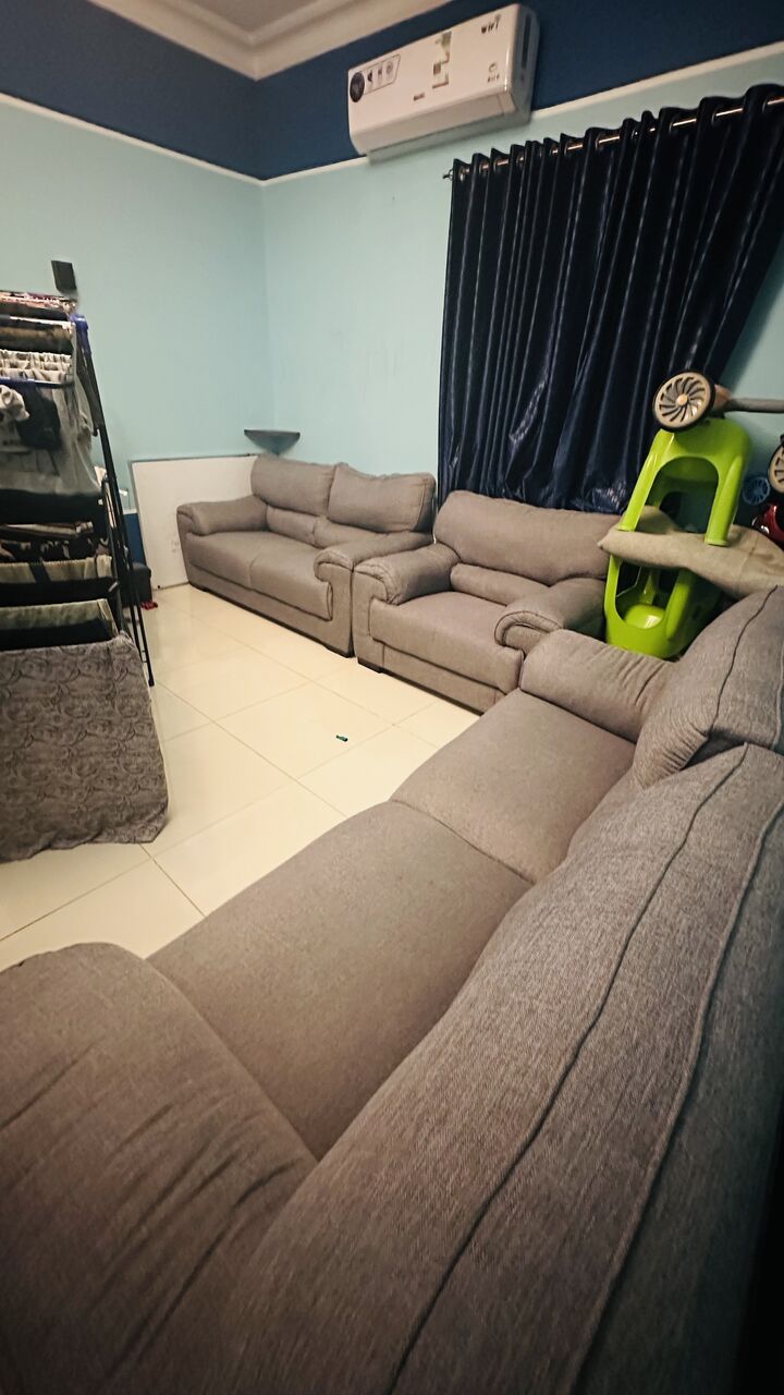 Madinat Al Ummal, Furniture, SAR 700,  7 Seter Wide Sofa, HOME Center Look Like New -Brand New Condition