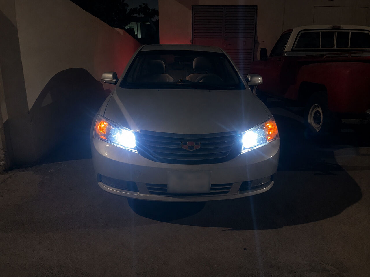 Riyadh, Vehicles, Cars & Trucks , SAR 6500,  Geely Emgrand EC7,  2012,  Automatic,  195000 KM,    Full Option,  Transmission, 190000 Km