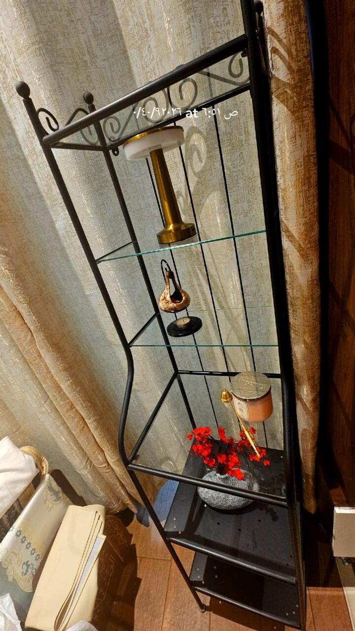 Al Safa, Household Items, SAR 120,  Metal Shelf In A Very Good Condition - وحدة رفوف في حالة جيدة