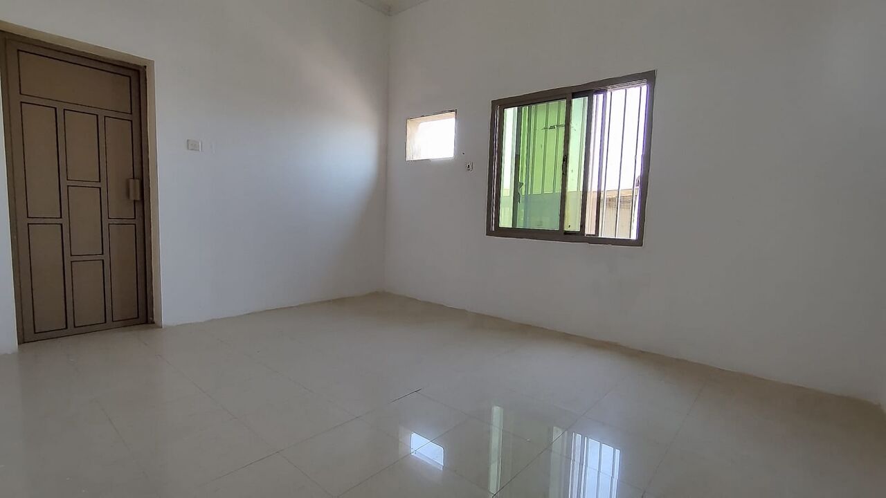 Manama, Apartments, Flats, Houses & Villas, BHD 150/year,  2 BR,  Aali:- 2Bhk Unfurnished Flat On Rrnt Close To Philipines School..