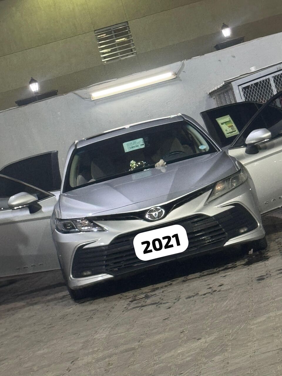Riyadh, Vehicles, Cars & Trucks , SAR 2700,  Toyota Camry GLE,  2021,  Automatic,  200 KM,  Monthly Rent 2700