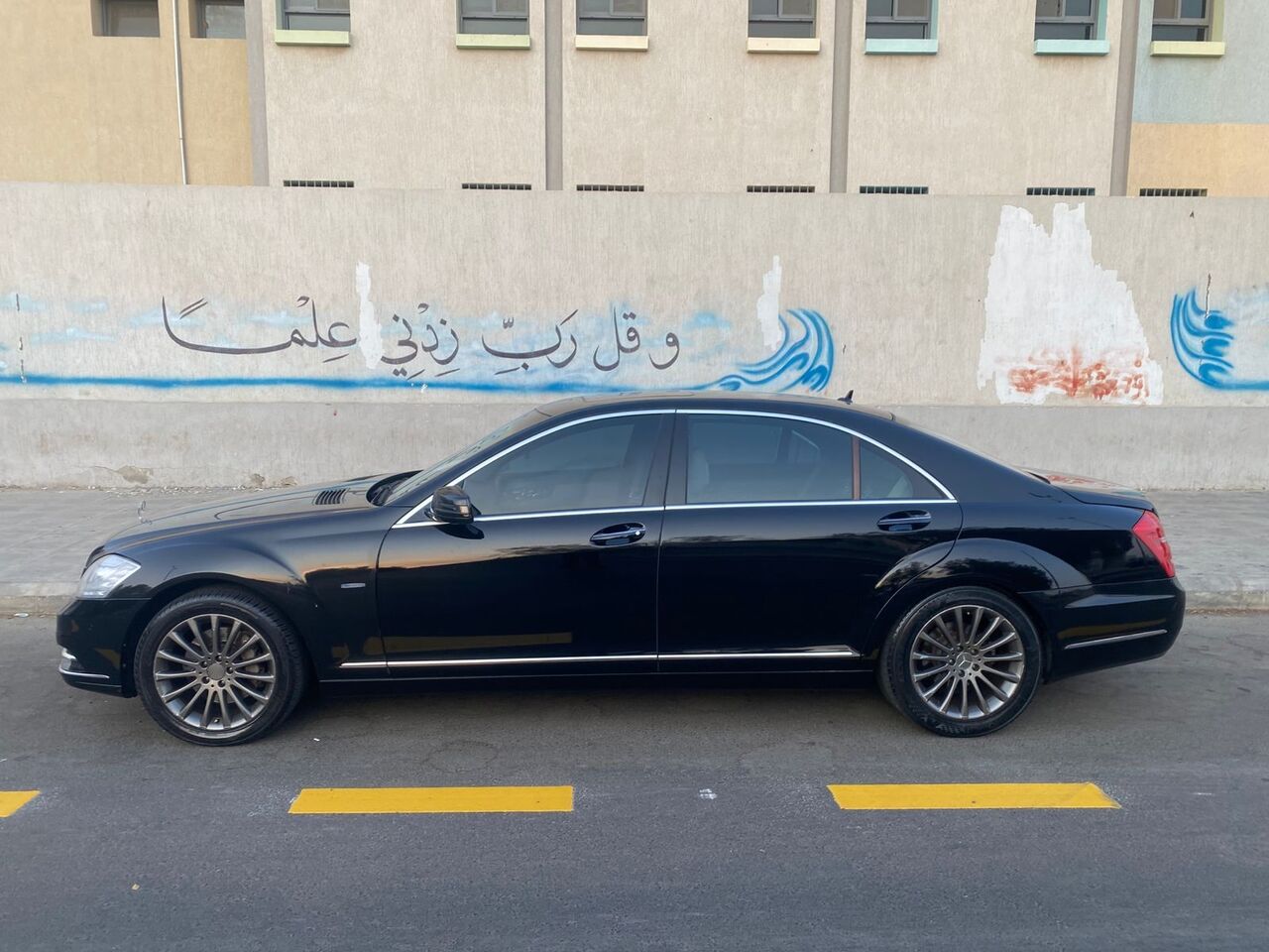 Jeddah, Vehicles, Cars & Trucks , SAR 26000,  Mercedes-Benz S-Class,  2008,  Automatic,  327000 KM,  Mercedes Benz S Class Panorama Engines In Perfect Condition
