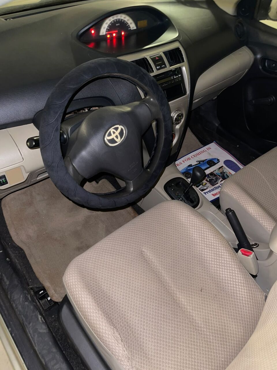 Al Ameer Fawwaz Junobi, Vehicles, Cars & Trucks , SAR 14000,  Yaris 2008,  2008,  Automatic,  400 KM,  Yaris  Windows Manual