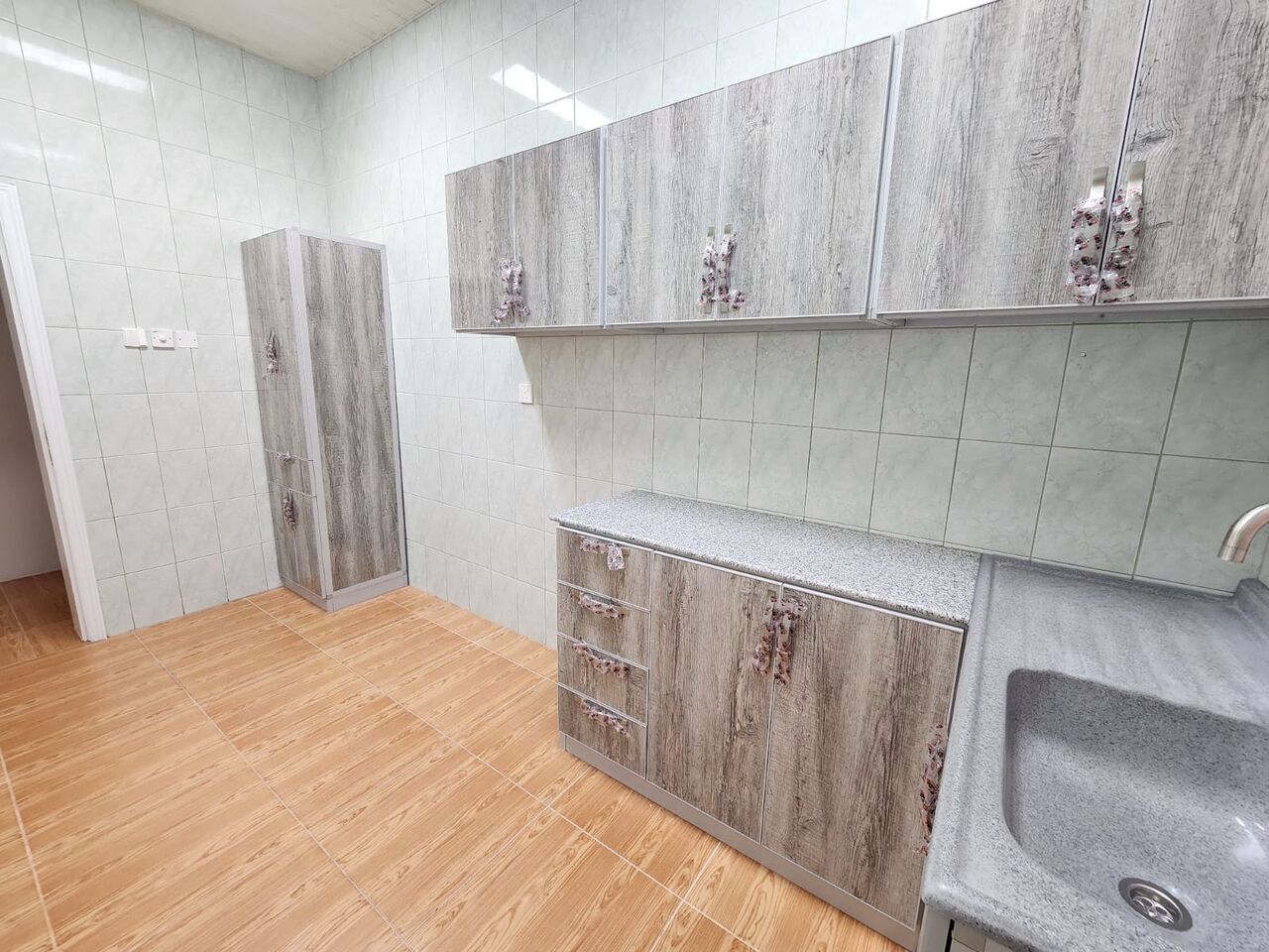Manama, Apartments, Flats, Houses & Villas, BHD 220/month,  2 BR,  110 Sq. Meter,  2 Bedrooms Apartment For Rent In Jurdab( All Inclusive)