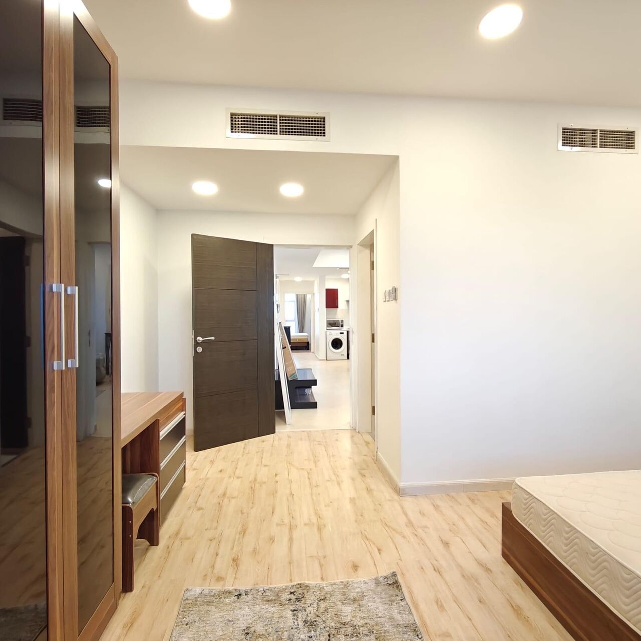 Janabiya, Apartments, Flats, Houses & Villas, BHD 350/month,  Furnished,  2 BR,  Apartment For Rent In Janabiyah | Open Kitchen