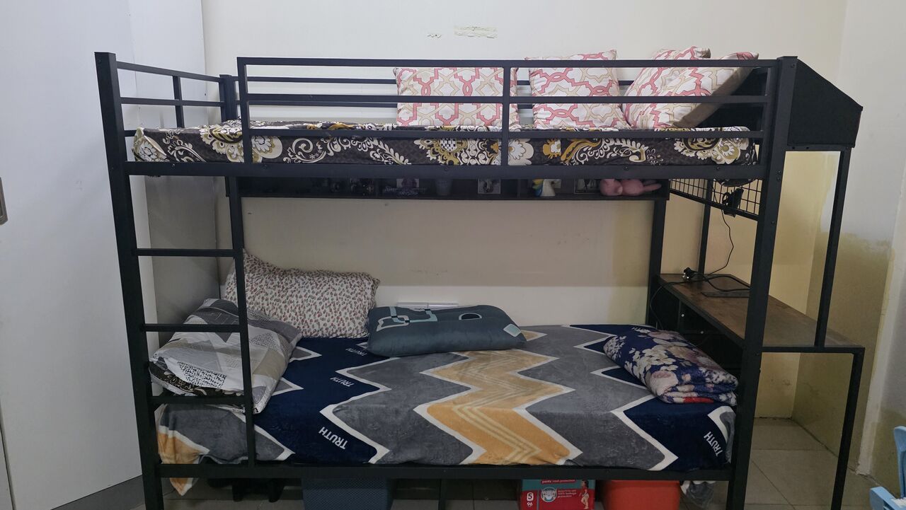 Al Malaz, Furniture, SAR 800,  BUNK BED WITH STUDY TABLE FOR SALE