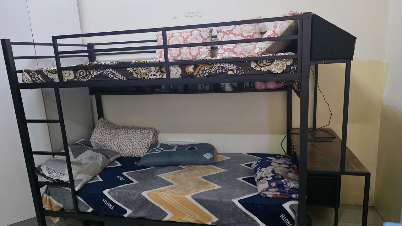 Al Malaz, Furniture, SAR 800,  BUNK BED WITH STUDY TABLE FOR SALE