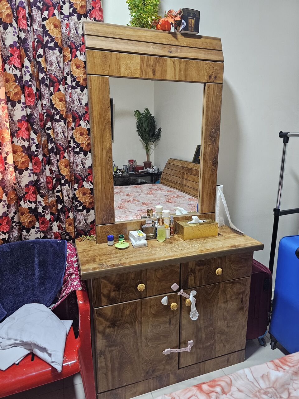 Jeddah, Furniture, SAR 1500,  Bed Set For Sale
