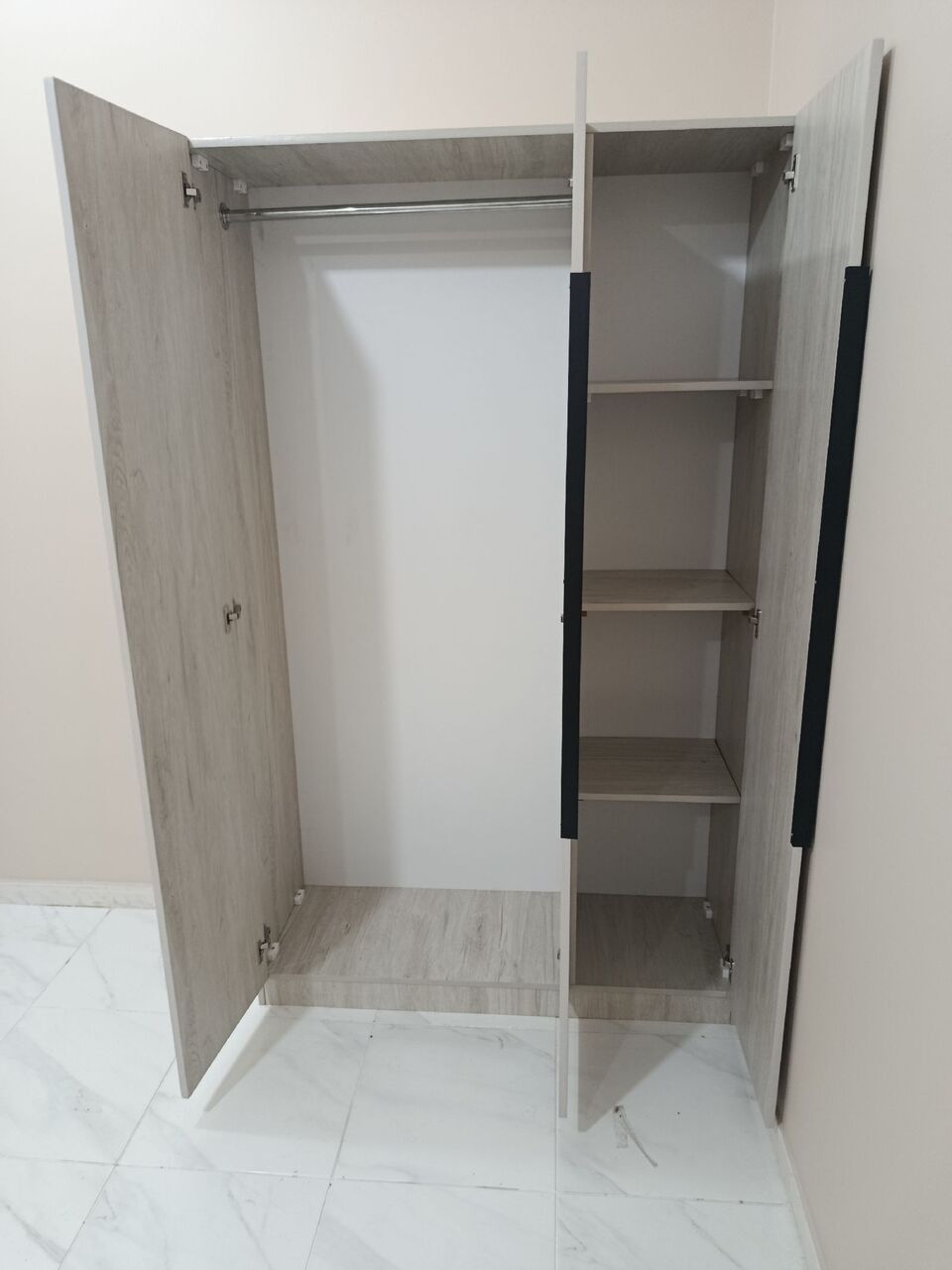 Jeddah, Furniture, SAR 1,  New Complete Bedroom Set For Sale