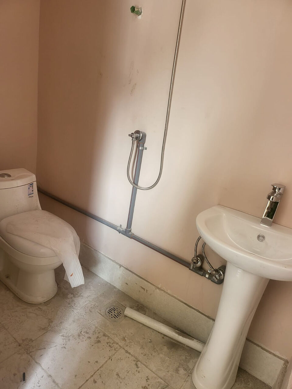 Obhur Al Shamaliyah, Rooms for Rent, SAR 900/month,  Room With Private Bathroom For Rent &ndash; Electricity & Water Included
