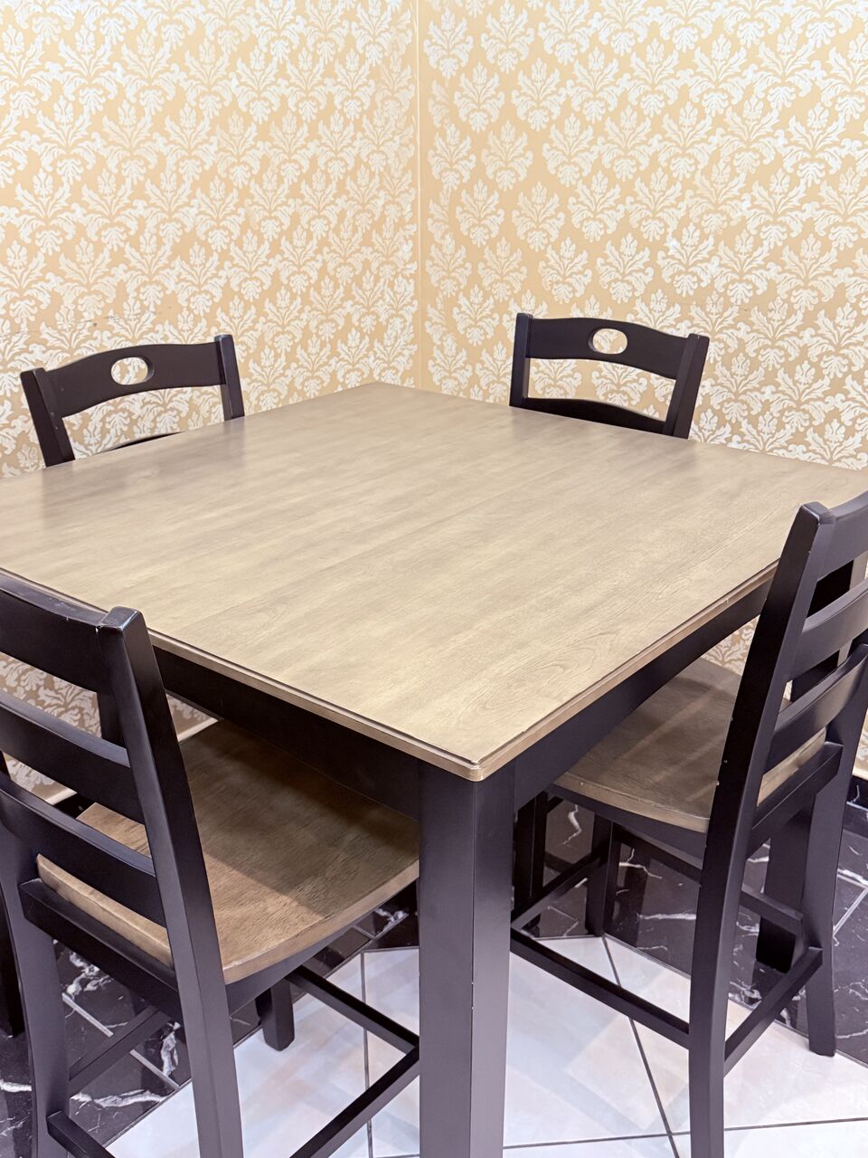 Al Badiyah, Furniture, SAR 1800,  URGENT SALE &ndash; Ashley Dining Table Set With 4 Chairs