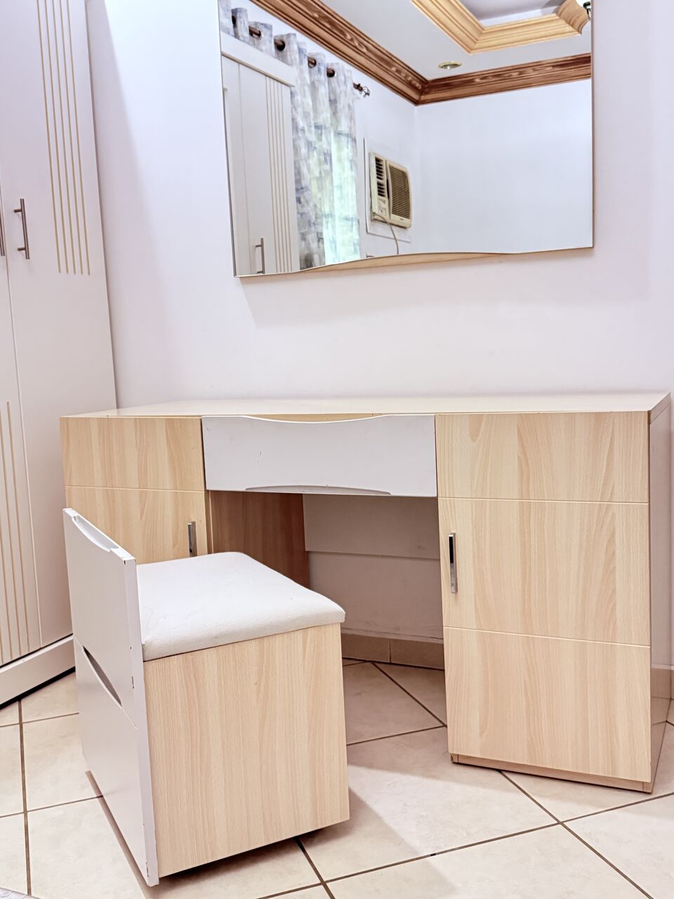 Al Badiyah, Furniture, SAR 2000,  URGENT SALE &ndash; CTW King Size Bedroom Set